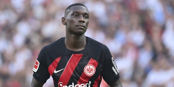 kolo muani eintracht